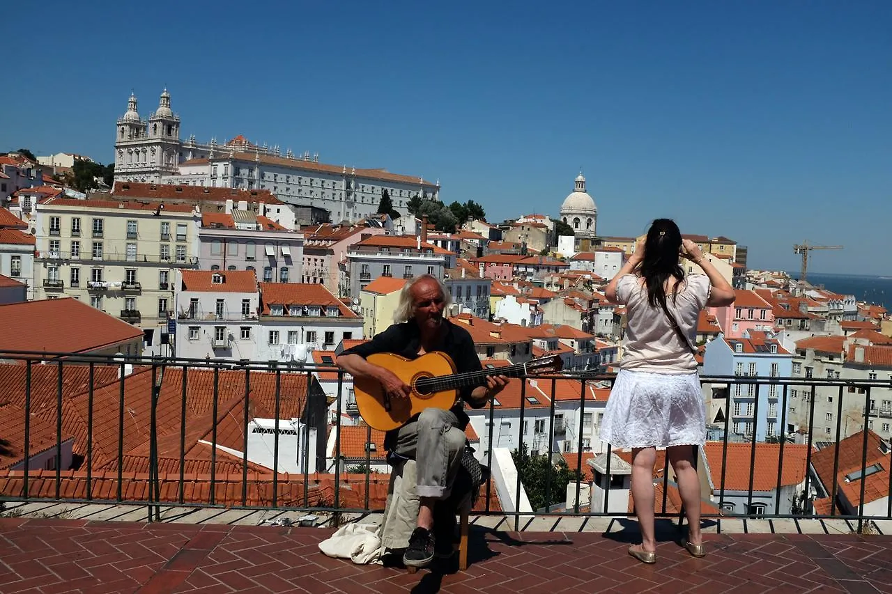 Hostel Lisbon Poets Inn