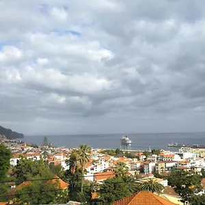 casa-das-cruzes.madeira-islandshotels.com/