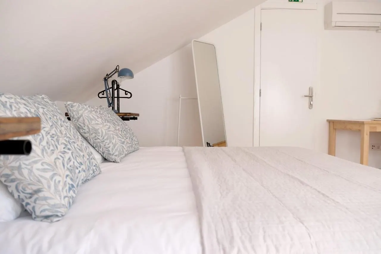Hostel Lisbon Poets Inn