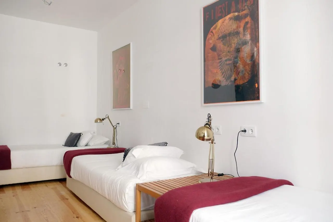 Lisbon Poets Inn